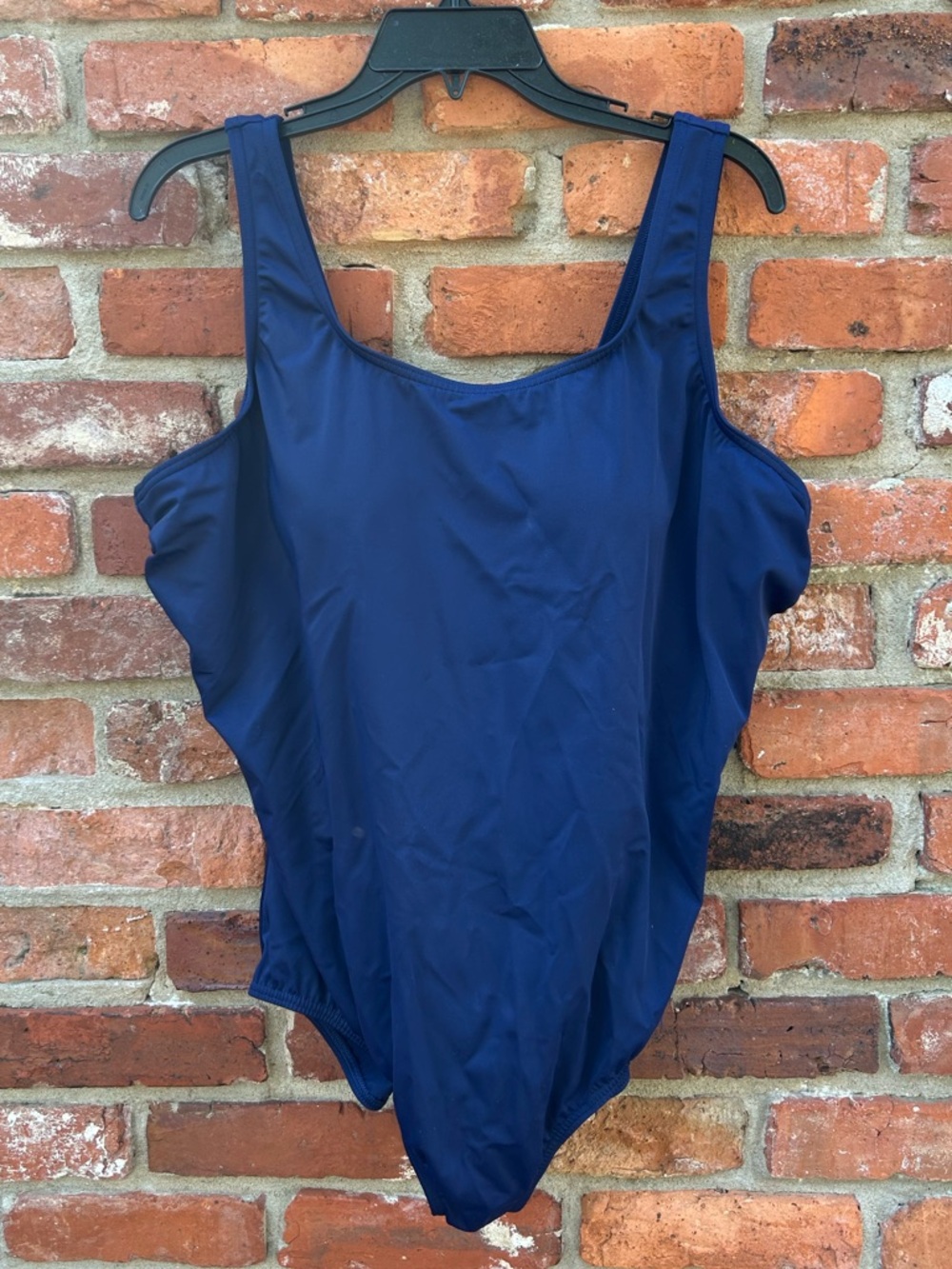Lands’ End Womens Plus Classic Navy One-Piece Swimsuit 24W
